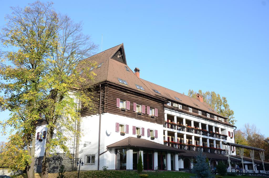 Hotel Gradina Morii Sighetu Marmaţiei Exterior foto