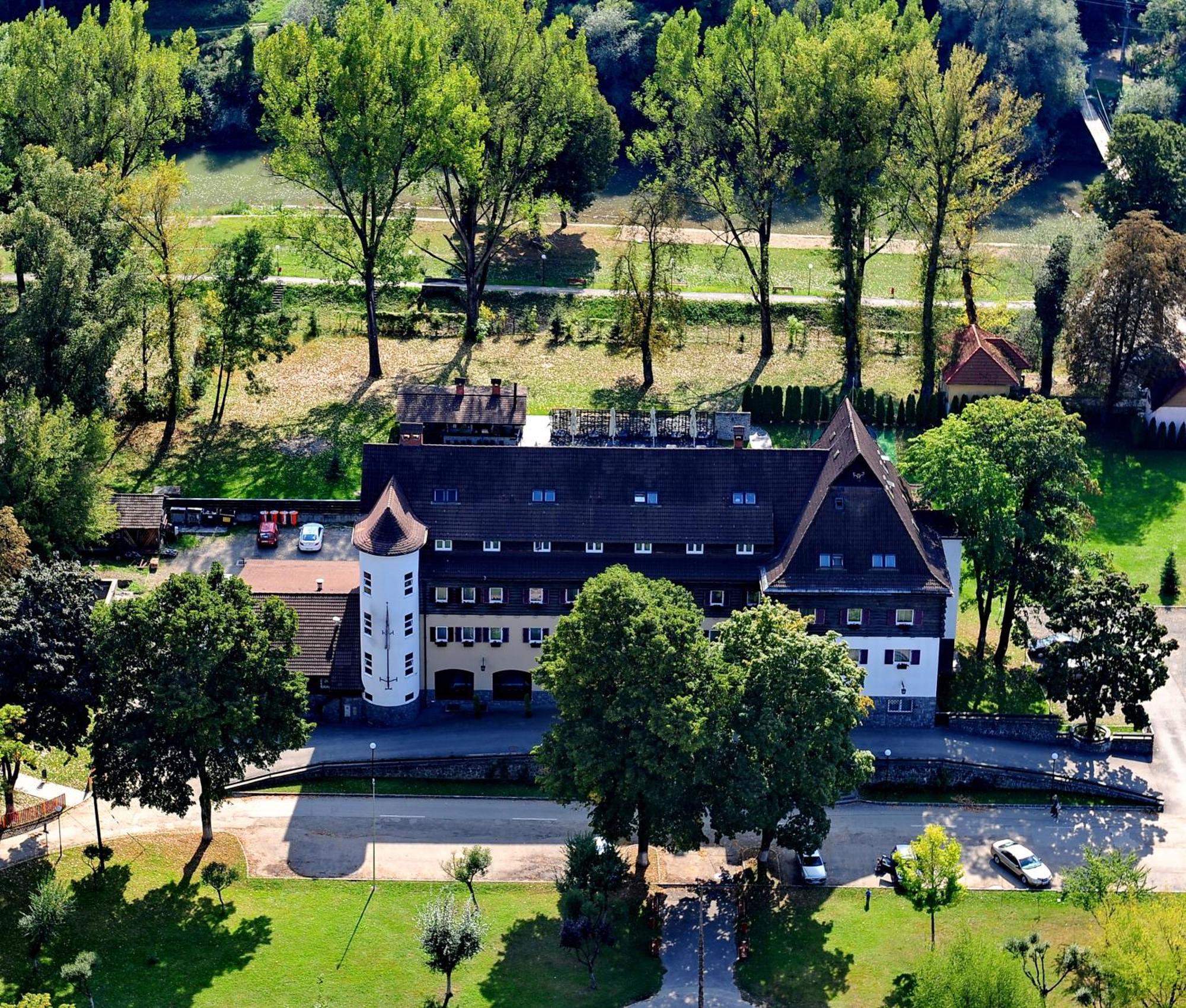 Hotel Gradina Morii Sighetu Marmaţiei Exterior foto